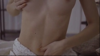 Rachel Leigh Cook Nude